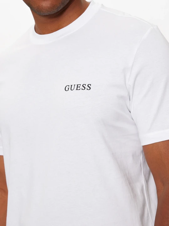 guess-t-shirt-u4bm03-kcam1-bialy-regular-fit-0000304802331 (3).webp